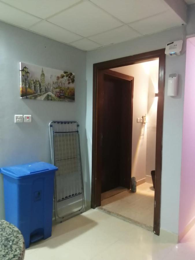 Albarsha 1 Hostel By Phm Dubai Exterior photo